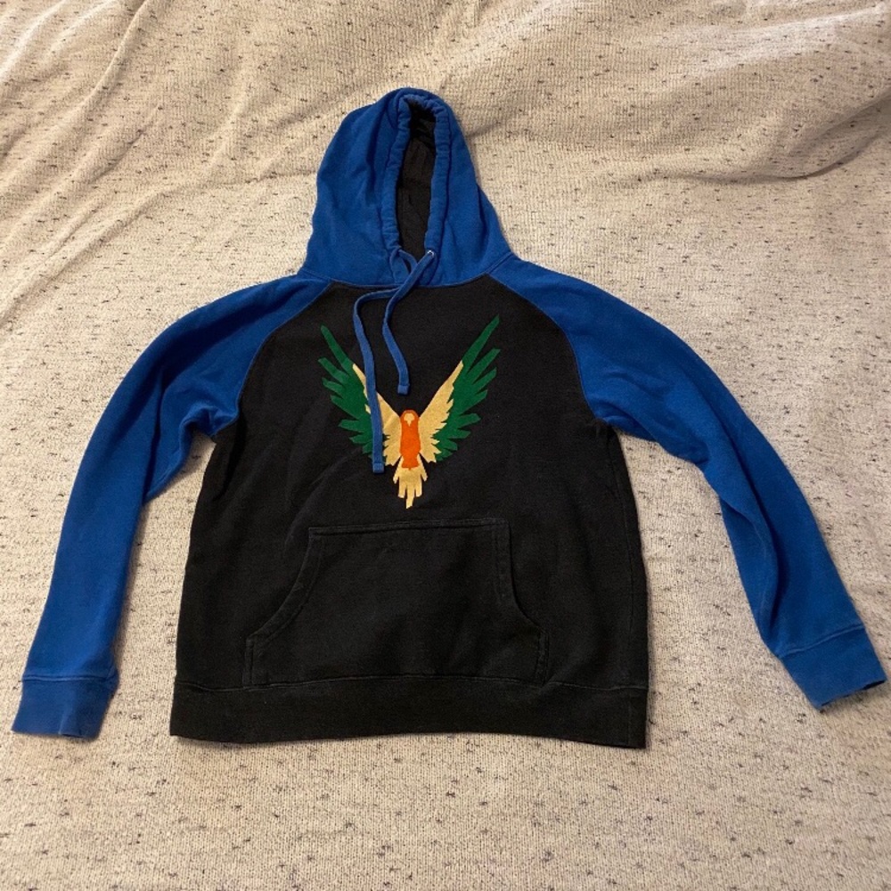 Maverick by Logan Paul hoodie! Men’s sz small